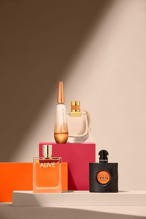 Still Life Reference, Set Photography, Beauty Product Photography, Event Layout, Fragrance Photography, Product Shooting, Avon Perfume, Perfume Photography, Xmas 2022