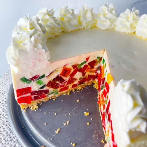 Crown Jewel Jello Dessert, Crown Jewel Dessert, Rainbow Jello Cake, Cake With Jello Layer, Prism Cake, Broken Glass Cake, Fridge Desserts, Cake With Jello, Broken Glass Jello