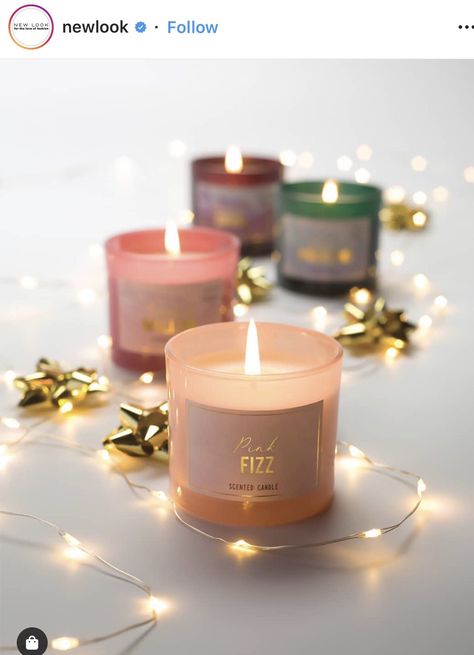 Christmas Candle Photography Ideas, Christmas Candle Photography, Candle Styling Photography, Christmas Candles Aesthetic, Free Candle Labels, Bougie Diy, Candle Shoot, Candle Content, Homemade Candle Labels