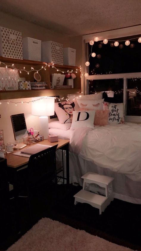 Diseño de abitacion Teen Room Designs, Cute Bedroom Ideas, Teen Room Decor, Bedrooms Ideas, Room Goals, Teenage Bedroom, Trendy Bedroom, Teen Bedroom Decor, Dorm Ideas