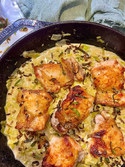 20 Minute Creamy Leek Chicken Recipe Leak Recipes, French Onion Meatballs Recipe, Leek Chicken, Brussel Sprout Slaw, Rice Paper Spring Rolls, Chicken Brussel Sprouts, Crispy Rice Paper, Pretzel Crusted Chicken, Spring Rolls Recipe