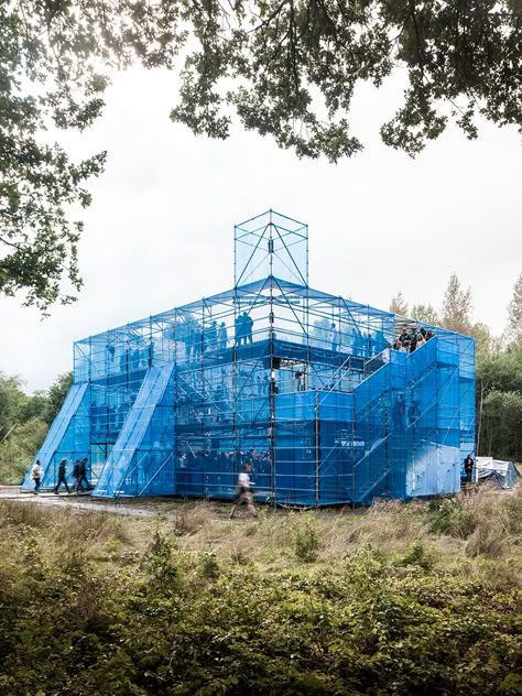 Sustainable Booth, Festival Architecture, Scaffolding Architecture, Scaffolding Design, Temporary Architecture, Design Club, Vitra Design Museum, Nightclub Design, Temporary Structures