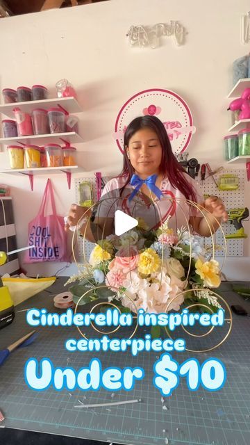 Diy Cinderella Party Decorations, Dollar Tree Cinderella Carriage Diy, Princess Centerpiece Ideas Diy, Carriage Centerpiece Ideas, Disney Princess Centerpieces Diy, Dollar Tree Centerpieces Diy, Princess Centerpiece Ideas, Cinderella Centerpiece Ideas, Princess Centerpieces Diy