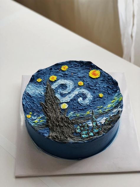 Gogh Cake, Artist Cake, Funny Birthday Cakes, Mini Cakes Birthday, Creative Birthday Cakes, The Starry Night, Pretty Birthday Cakes, Painted Cakes, Cute Birthday Cakes