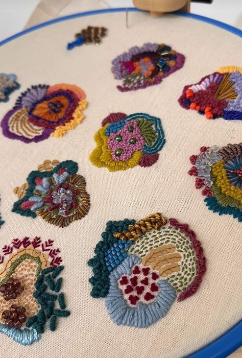 Abstract Embroidery Patterns, Embroidery Upcycling, Abstract Embroidery Designs, Freeform Embroidery, Simple Hand Embroidery Patterns, Abstract Embroidery, Textile Art Embroidery, Beadwork Embroidery, Embroidery Sampler