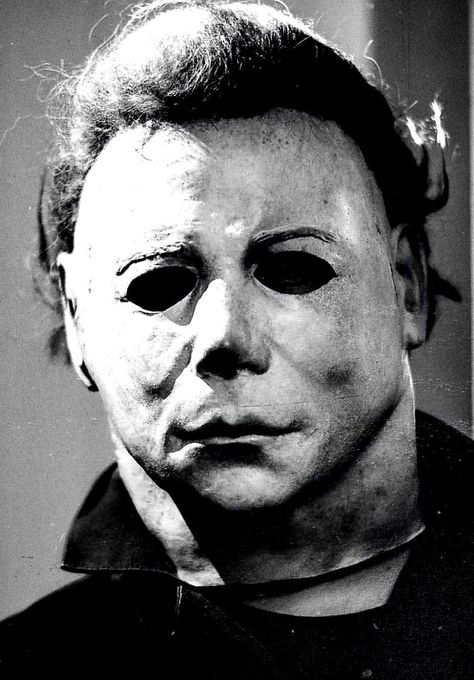 Michael Myers Movies, Michael Myers Face, Michael Meyers Halloween, Halloween Kills, Halloween Franchise, Michael Myers Mask, Michael Meyer, Horror Movie Icons, The Boogeyman