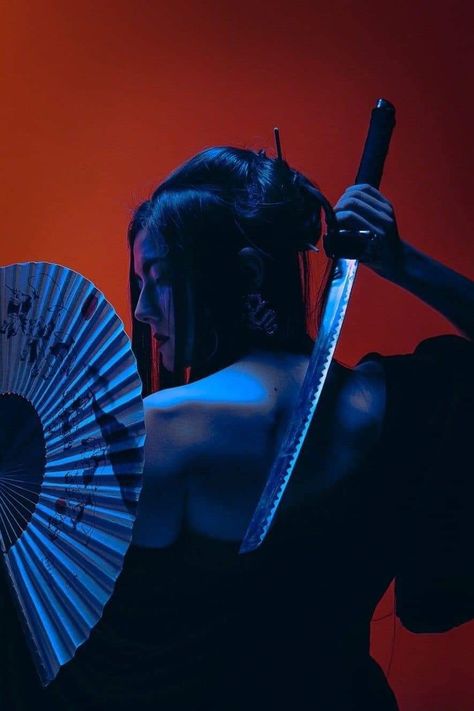 Female Samurai Aesthetic, Samurai Photoshoot, Japanese Photoshoot, Samurai Aesthetic, Samurai Reference, Samurai Photography, Samurai Girl, Female Samurai, Dreamy Photography