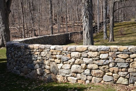 Fieldstone Wall, Field Stone Wall, Rock Fence, Building A Stone Wall, Rock Retaining Wall, Stone Walls Garden, Stone Exterior Houses, Masonry Construction, Stone Fence