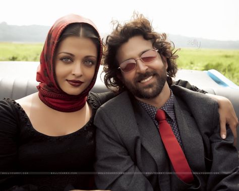 Guzaarish <3 Aishwarya Rai Movies, Aishwarya Rai Photo, Glamour World, Romantic Films, Aishwarya Rai Bachchan, T Magazine, Pretty Images, Hrithik Roshan, Bollywood Movie