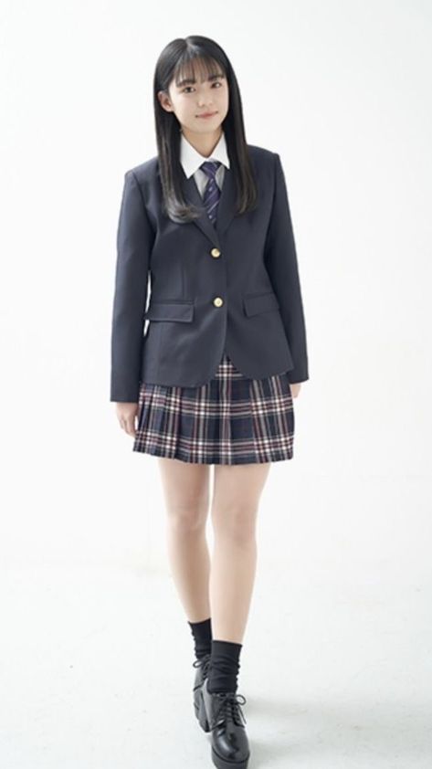 Japanese Uniform, Women Wearing Ties, School Uniform Fashion, Girls School, Uniform Fashion, Girls Uniforms, Fashionista Clothes, Kpop Outfits, Preppy Outfits