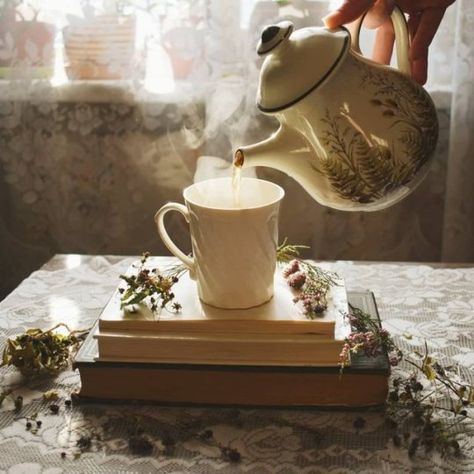 Coffee Photo, Magic Herbs, Tea And Books, Cottagecore Aesthetic, + Core + Aesthetic, Coffee And Books, Photo Challenge, Slow Living, Cottage Core