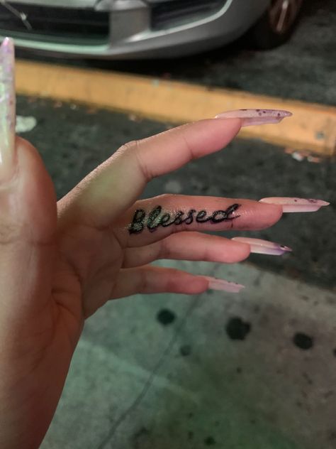 Finger Tattoos Baddie, Blessed Finger Tattoo, Words On Finger Tattoo, Finger Tattoos On Black Women, 777 Finger Tattoo, Baddie Quotes For Tattoos, Finger Tattoos Black Women, Inside Finger Tattoo For Women, Inside Finger Tattoo