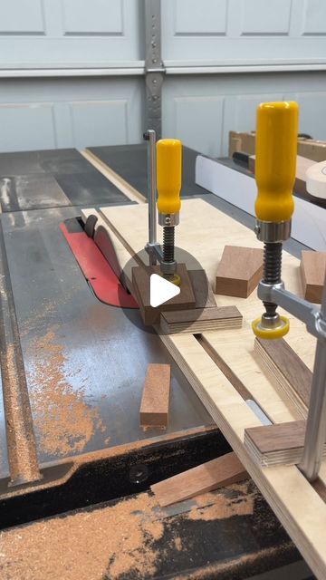 Joe Thiele on Instagram: "Made a straight-line ripping sled for my tablesaw--here's how I use it most often. It's generally just really handy to have a way of holding smaller or awkward pieces in place to put a straight edge on. Similar to a track saw, just a lot more flexible and accurate. #woodworking #reels #furnituremaker #maker #diy #joinery #jig #jigs #woodshop #woodworker" Star Crafts, Table Saw Fence, Woodworking Shop Plans, Easy Diy Hacks, Tool Table, Woodworking Joints, Wood Shop Projects, Shop Plans, Table Saw