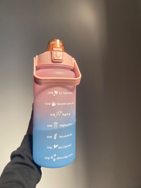 Don't forget your H2O peeps!!❤️ Astetic Water Bottles, Big Bottle Of Water, 2l Water Bottle Aesthetic, 2 Litre Water Bottle Aesthetic, Big Water Bottle Aesthetic, Gym Water Bottle Aesthetic, Gallon Water Bottle Aesthetic, Bottle Of Water Aesthetic, Motivation Bottle