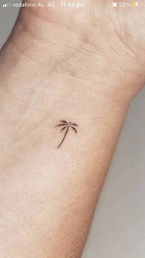 Fine Line Summer Tattoo, Simple Tattoos Beach, Minimalist Tropical Tattoo, Tiny Hawaiian Tattoos, Cute Beachy Tattoos, Beach Small Tattoos, Palm Tree Finger Tattoo, Benidorm Tattoo, Small Florida Tattoo