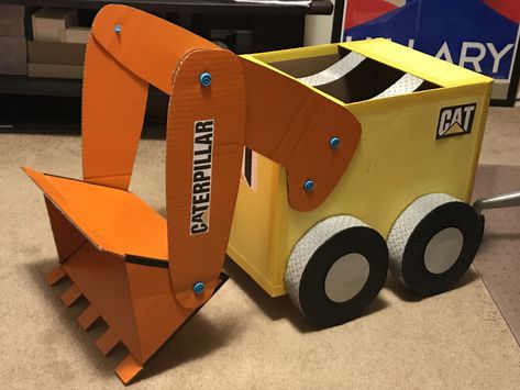 Excavator Valentines Boxes, Excavator Costume Diy, Cardboard Construction Vehicles, Cardboard Box Construction Vehicles, Wagon Excavator Costume, Excavator Craft, Toddler Excavator Costume, Excavator Costume, Cardboard Box Bulldozer