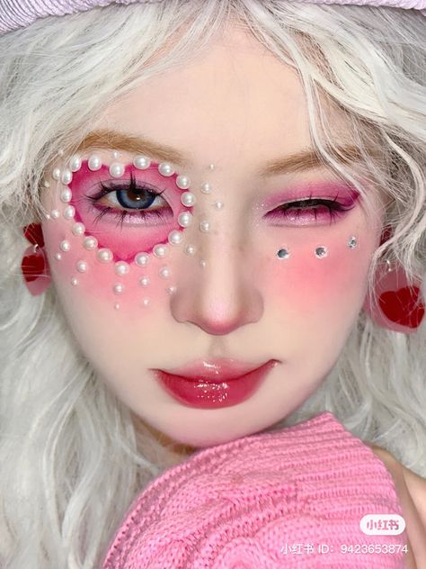 Heart Makeup, Mekap Mata, 20 Makeup, Face Art Makeup, Graphic Makeup, Barbie Makeup, Swag Makeup, Smink Inspiration, Ethereal Makeup