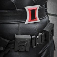 Black Widow Belt Buckle Black Widow Belt, Black Widow Costume, Marvel Fashion, Black Widow Cosplay, Thigh Holster, Black Widow Avengers, Halloween Costume Suit, Black Widow Movie, Work Belt