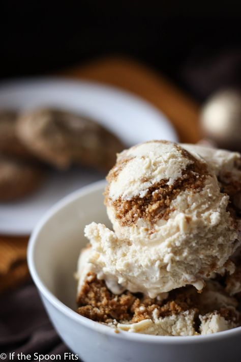 Brown Butter Gingerbread Swirl Ice Cream – if the spoon fits Gingerbread Ice Cream, Spicy Gingerbread, Swirl Ice Cream, Butter Ice Cream, Soft Gingerbread Cookies, Ginger Bread Cookies Recipe, Homemade Ice Cream Recipes, Cold Treats, Easy Sugar Cookies