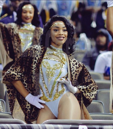 Southern University Dancing Dolls, Kayla Pittman, Fabulous Dancing Dolls, Hbcu Dancers, Majorette Outfits, Dance Culture, Dance Photo Shoot, Southern University, Dance Photo