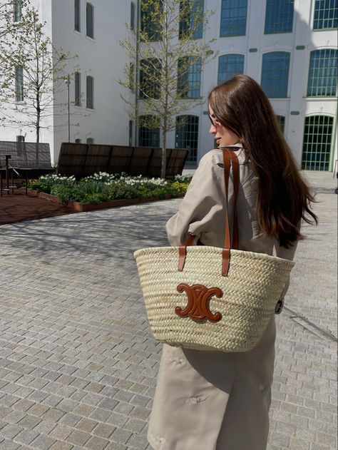 Celine classic panier basket Celine Basket Bag, Celine Bag, Pretty Bags, Family Time, Summer Wardrobe, Baskets, Classic Style, Summer Fashion, Fashion Outfits