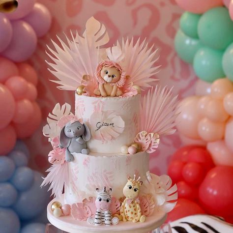 Jungle Cakes, Jungle Theme Baby Shower, Pink Safari, Jungle Cake, Jungle Baby Shower Theme, Safari Jungle, Jungle Theme, 1st Birthday Ideas, Kids Cake