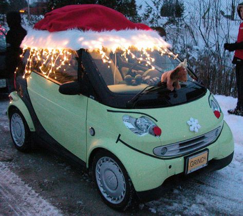 Golf Cart Decorations, Christmas Car Decorations, Car Decorations, Colonial Christmas, Parade Float, Car Themes, Christmas Parade, Kid Friendly Travel Destinations, Christmas Car