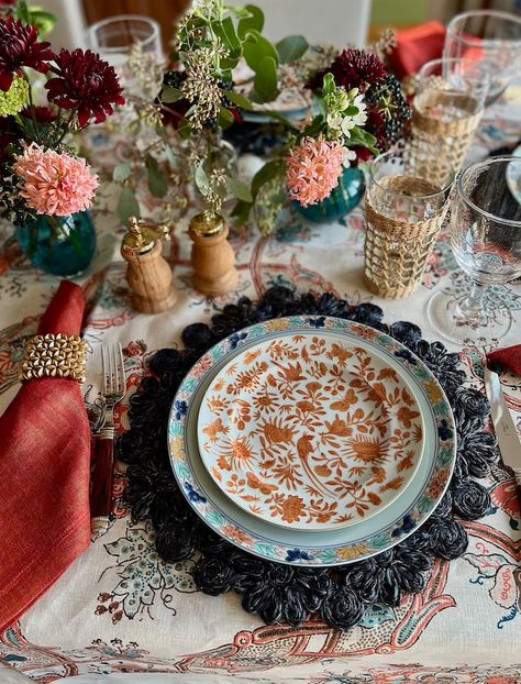 Happy Thanksgiving - Quintessence House Parties, English Room, Poppy Color, Floral Christmas, Table Setting Decor, Nye Party, Fall Inspiration, Thanksgiving Celebration, Pretty Tables