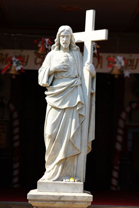 Crucifix Art, Jesus Christ Statue, The Crucifixion Of Jesus, Sacred Garden, Christ Cross, Jesus Statue, Catholic Decor, The Crucifixion, Crucifixion Of Jesus