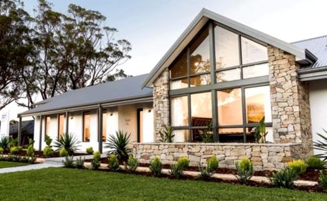 Render White Farmhouse Country Farmhouse Exterior, Australian Country Houses, Sustainable Architecture House, Contemporary Country Home, Country House Exterior, Country Home Exterior, Australian Country, House Australia, Country Modern Home