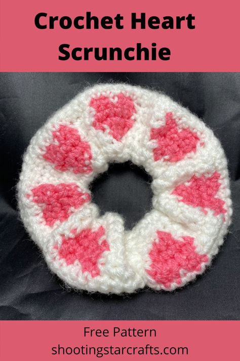 Making Scrunchies, Star Crafts, Heart Crochet, Stars Craft, Crochet Heart, Diy Crochet Projects, Shooting Star, Easy Gifts, Diy Crochet