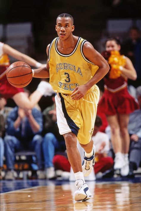 Latrell Sprewell, Stephon Marbury, College Basketball Players, Michael Jordan Pictures, Best Nba Players, Kareem Abdul, Basketball Photography, Basketball Star, Ncaa Basketball