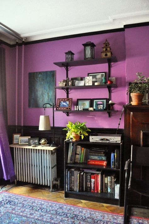 Love the orchid paint color with the black trim!!Small Space Style: 15 Inspiring Tiny New York City Homes Small Purple Bedroom, Lavender Paint Bedroom, Apartment Therapy Small Spaces, Gilded Furniture, Purple Paint Colors, Two Tone Walls, Cozy Garden, Brooklyn House, Garden Apartment