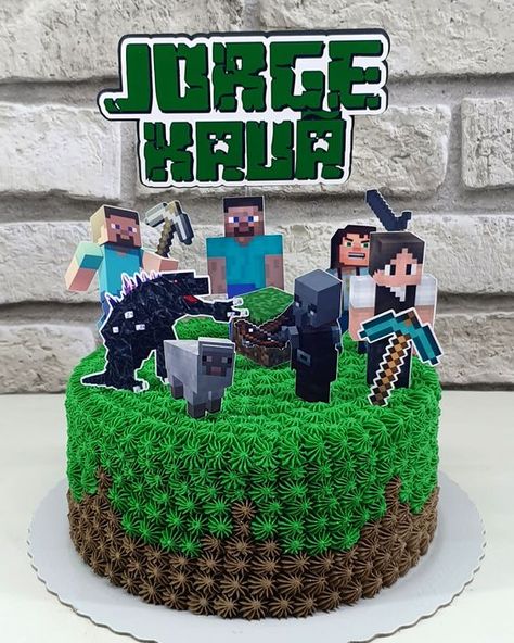 60 ideas de decoración para Fiesta Cumpleaños de Minecraft Minecraft Cake Ideas, Minecraft Pasta, Minecraft Birthday Decorations, Minecraft Cake Designs, Minecraft Cupcakes, Minecraft Party Decorations, Roblox Cake, Photo Cake Topper, Basketball Cake