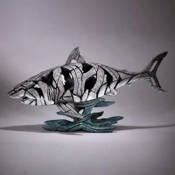 Rhubarb Home- -Scultura Edge Shark Creatures Of The Deep, Shark Sculpture, Unique Sculptures, The Shark, Decorative Sculpture, Contemporary Sculpture, Sculpting Clay, Contemporary Ceramics, Marble Stones