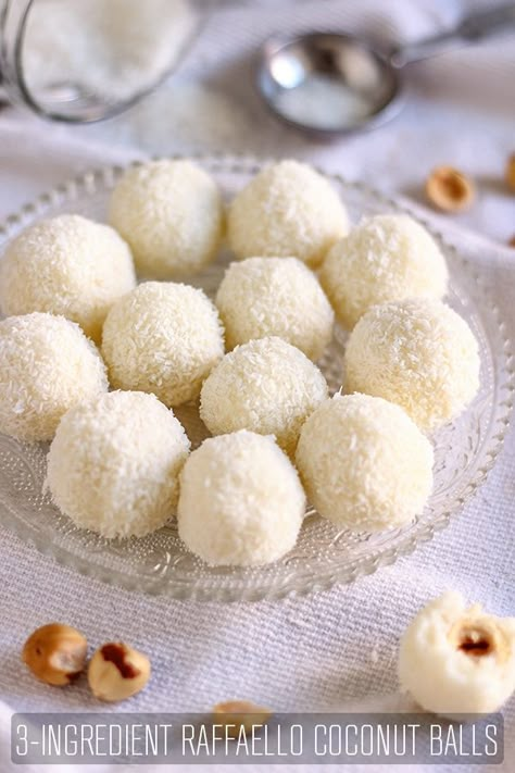 3-Ingredient Raffaello Coconut Balls make the perfect gift for your loved ones. They are no bake & ready in 15 minutes. Family favorite recipe you can make with your kids. #happyfoodstube #raffaello #coconut #balls #sweet #dessert #nobake #homemade #candy via @happyfoodstube Coconut Balls, Coconut Desserts, Homemade Sweets, Easy To Make Desserts, Coconut Cookies, India Food, Coconut Recipes, Happy Foods, Balls Recipe