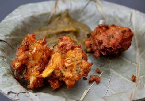 Cabbage Pakoda is my go-to recipe when I want something crispy and flavorful without much fuss. The simple mix of cabbage with gram flour and spices creates magic in the… Indian Appetizer Recipes, Pakoda Recipe, Savory Bites, The Joy Of Cooking, Tasty Snacks, Indian Recipe, Evening Snacks, Joy Of Cooking, Favorite Meals