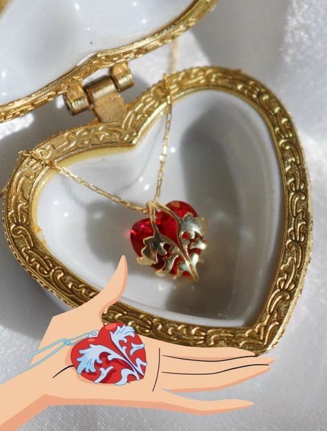 Winx Club Necklace, Winx Club Jewelry, Disney Necklace, Red Heart Necklace, Y2k Necklace, Open Heart Necklace, Magical Jewelry, Heart Pendant Gold, The Royal Family