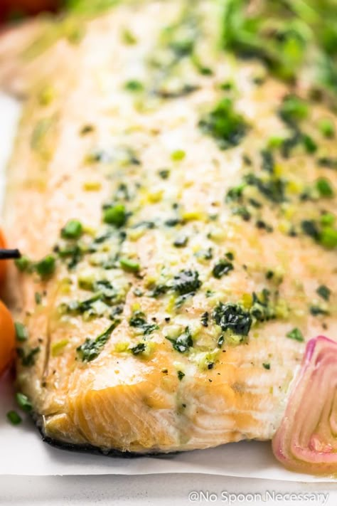 Salmon Basil Recipes, Salmon Basil, Basil Salmon, Burst Tomatoes, Salmon In Foil Recipes, Salmon Foil Packets, Basil Butter, Oven Salmon, Herb Salmon