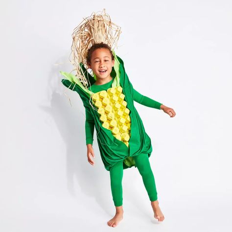 Easy Homemade Halloween Costumes, Vegetable Costumes, Corn Costume, Sew Halloween Costume, Carnaval Costume, Corn Cob, Homemade Halloween Costumes, Diy Kostüm, Diy Halloween Costumes Easy