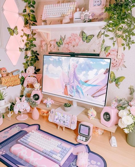 Kawaii Cubicle Decor, Cute Pink Desk Setup, Flower Gaming Setup, Kawaii Desk Setup Office, Girly Computer Desk Setup, Fairycore Gaming Setup, Pink And Green Desk Setup, Cute Laptop Setup, Pink And Green Pc Setup