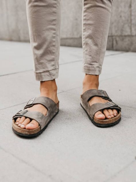 Summer Footwear For Men, Men’s Birkenstocks, Men In Birkenstocks, Birkenstock Photography, Mens Birkenstocks Outfit, Best Sandals For Men, Trickers Shoes, Slippers Outfit, Men's Summer Outfit