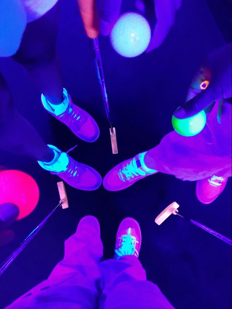 Mini golfing Glow In The Dark Mini Golf Aesthetic, Mini Golf Aesthetic, Trio Photo Ideas, Group Photo Ideas, Basketball Dribble, Golf Aesthetic, Alphabet Dating, Bucket List Book, Neon Top