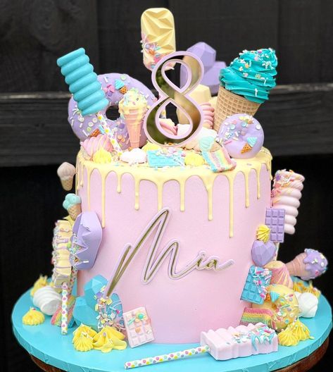 Miami Cakes By Mariana on Instagram: “Candy cake for Mia🍭 🍬 #divinecakesbymariana” Cakes For 8th Birthday Girl, 8th Birthday Cake Girl, Girls 8th Birthday Cake, 8th Birthday Cake, Gymnastics Birthday, 18th Birthday Cake, Candyland Birthday, Birthday Candy, Candy Cake