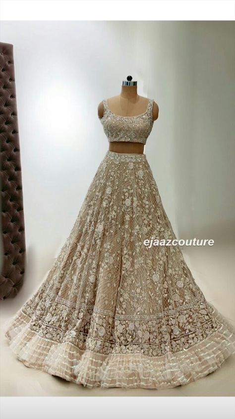 Latest Bridal Lehenga, Reception Outfit, Indian Outfits Lehenga, Wedding Lehenga Designs, Traditional Indian Dress, Salwar Kamiz, Indian Dresses Traditional, Traditional Indian Outfits, Indian Bridal Dress