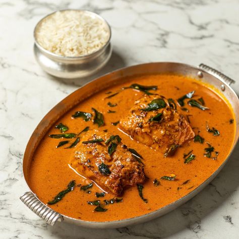 Pairing cod fillets with our Goan Curry Cooking Sauce is always a good idea. This recipe couldn’t be simpler, and the results are outstanding. Goan Curry, Goan Fish Curry, Cod Fillets, Cooking Sauces, Fish Curry, Curry Recipes, Sauce, Fish