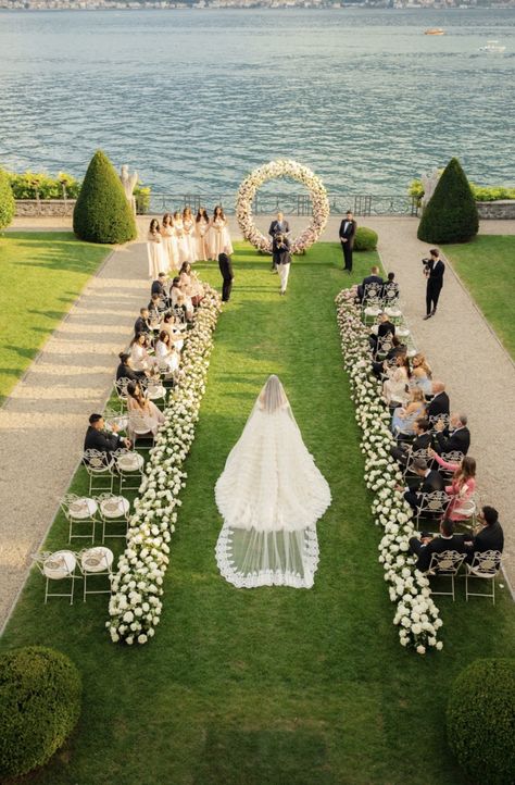 Outdoor Wedding Ceremony Gazebo, Outdoor Wedding Ceremony Backdrop, Wedding Ceremony Gazebo, Outside Wedding Ceremonies, Park Wedding Ceremony, Small Wedding Decor, Dream Wedding Reception, Oceanfront Wedding, Smallest Wedding Venue