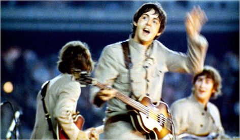 Beatles Shea Stadium, The Beatles Story, The Beatles Live, Shea Stadium, Beatles Love, Lennon And Mccartney, Love Me Do, King Of Pop, The Fab Four