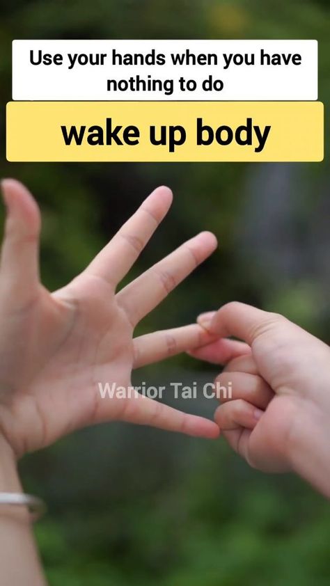 When you have nothing to do, just move your hands to wake up your body! #acupuncture #acupuncturist #acupressure #helpfultips… | Instagram Sitting Exercise, Home Workout Videos, Shoulder Pain, Acupressure, Belly Fat Loss, The Teacher, Neck Pain, Tai Chi, Acupuncture