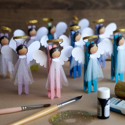 23 Christmas Crafts for Kids That Will Keep Them Entertained Clothespin Angel Craft, Clothespin Angels Ornament, Clothes Pin Angels, Clothespin Angels, Group Craft Ideas, Classroom Christmas Crafts, Reindeer Photo, Christmas Crafts Diy Gifts, Kids Christmas Crafts